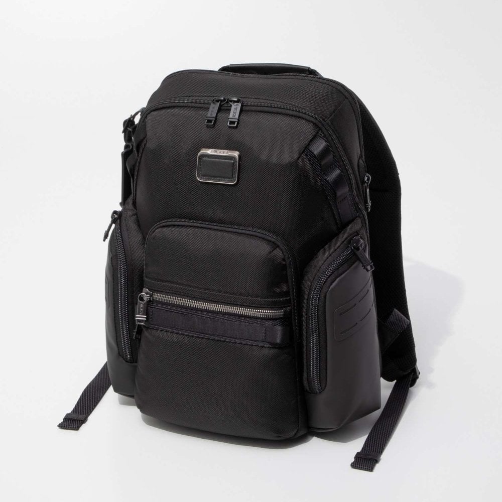 トゥミ TUMI ALPHA BRAVO アルファ ブラボー Navigation Backpack ナヴィゲーション バックパック 0232793D 142479 0232793DGMT 159082 リュックサック メンズ バッグ ブラック 防水加工 ラップトップ収納 PCポケット 収納力 大容量 通勤 ビジネス