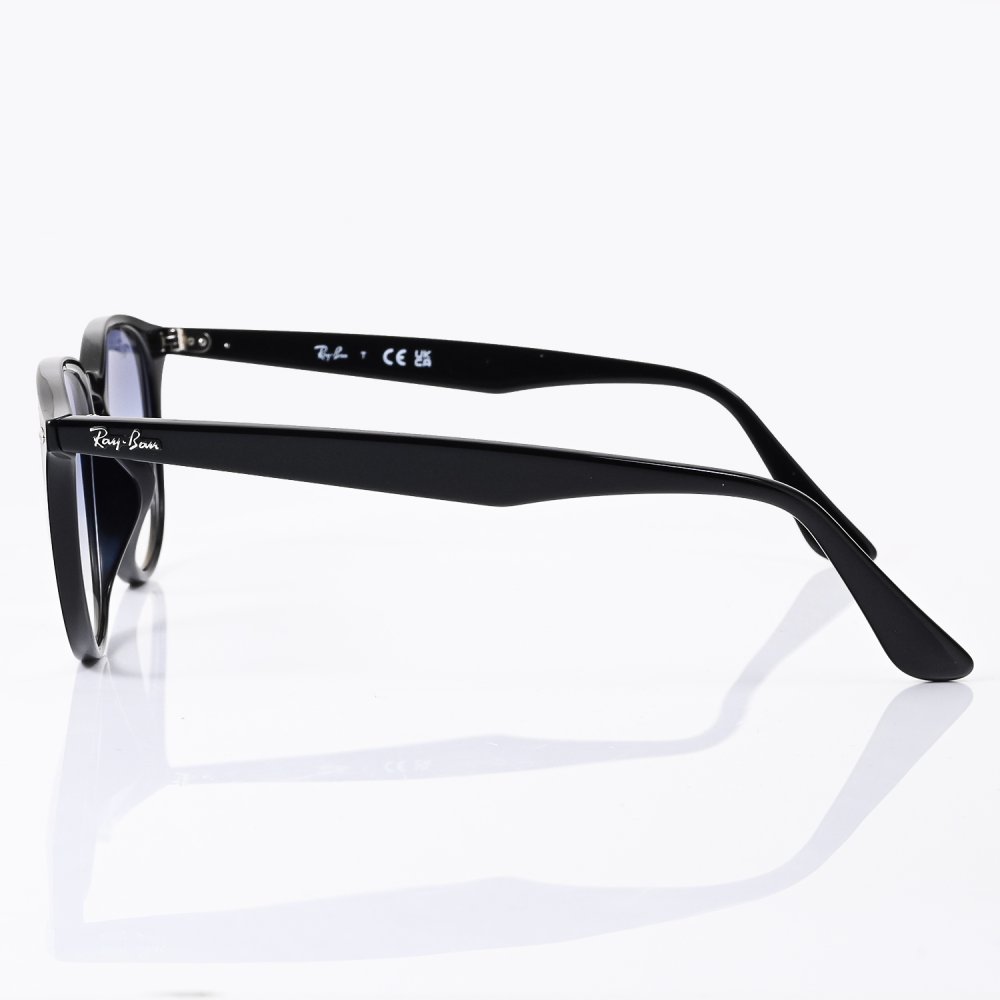 レイバン Ray-Ban サングラス 国内正規品 53サイズ ローブリッジフィット アジアンフィット ボストン型 男女兼用 メンズ レディース ライトブルー RB4259F 601 19 53 20 150 1N 【スペシャルラッピング660円(別売り)】送別会 誕生日 お中元 結婚祝い 結婚式 高級 父の日 母の日 ホワイトデー