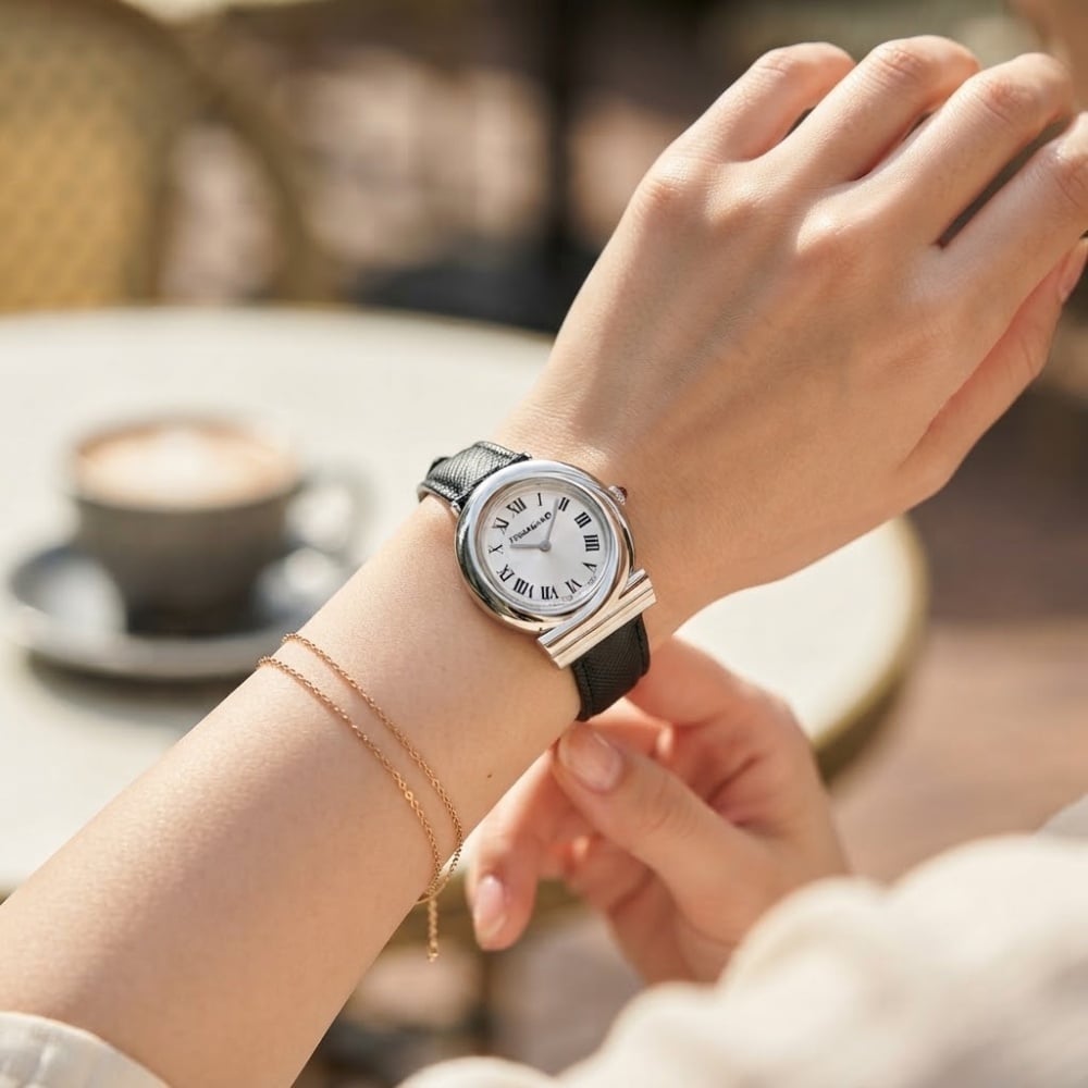 フェラガモ 腕時計 レディース ガンチーニ ツイステッド 1本限り シルバー ブラック レザー 32mm FERRAGAMO GANCINI TWISTED スイス製 サファイアガラス プレゼント ギフト 成人 卒業 入学