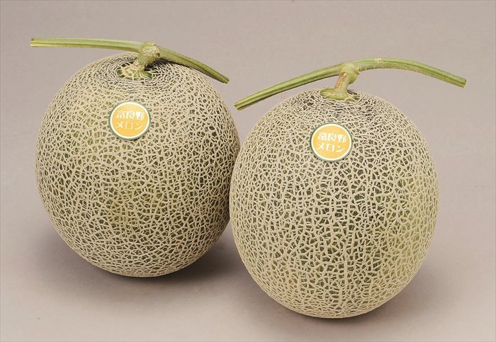 送料無料 北海道産地直送  ふらの赤肉メロン優品約1.6kg2玉 優 ※ご注文後約7～10日前後での発送となります。沖縄・離島へは別途配送料が発生いたします お取り寄せグルメ スイーツ