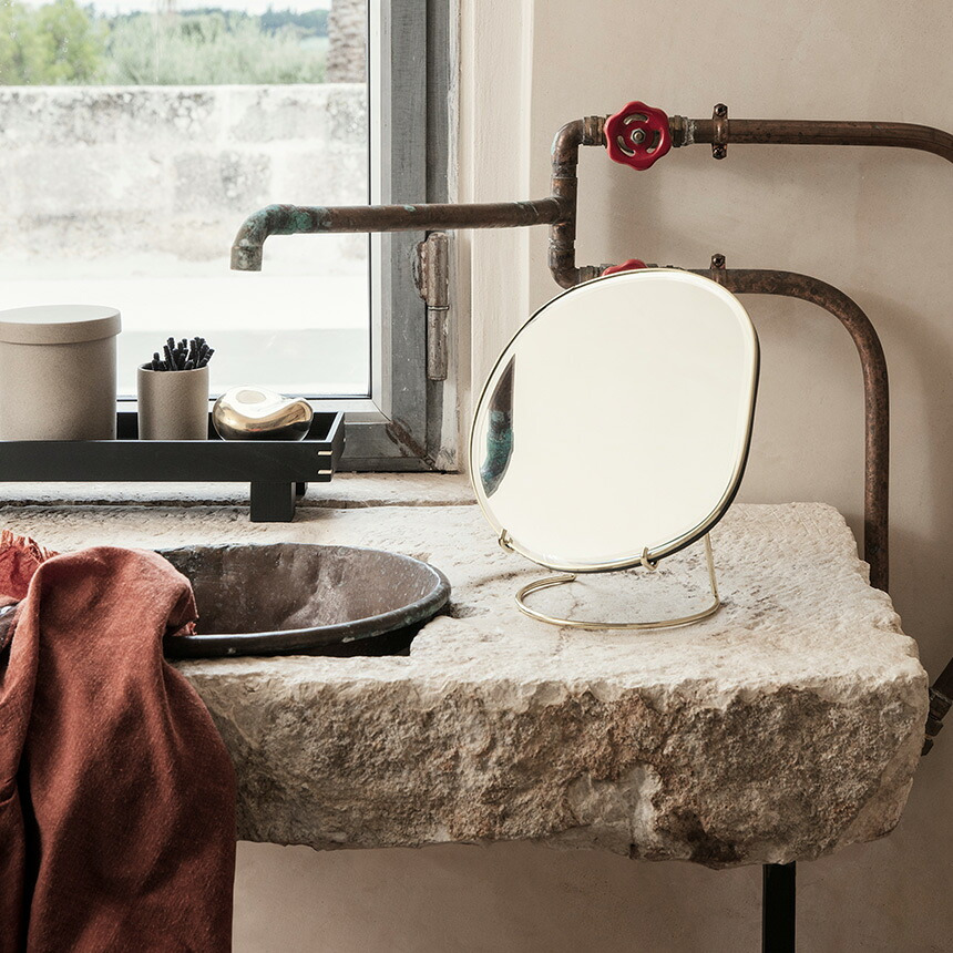 ferm LIVING ファームリビング Pond Table Mirror 卓上ミラー北欧 インテリア 雑貨 おしゃれ 家具 鏡 卓上 メイク 化粧 人気 おすすめ