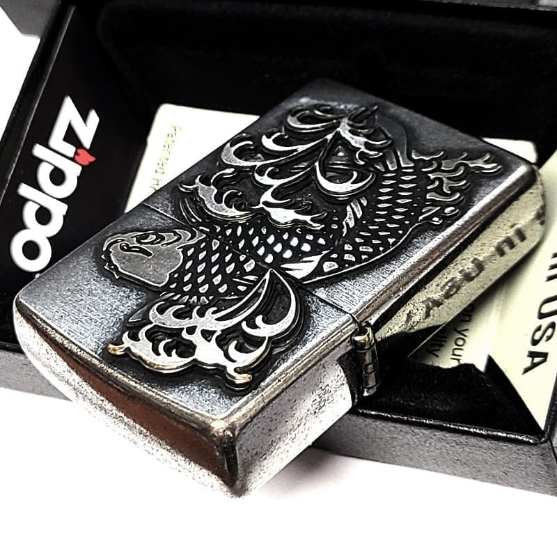 ZIPPO ライター メタル重ね貼り アンティークシルバー 鯉 ジッポ クロームバレル カープ 和柄 日本 おしゃれ かっこいい メンズ 渋い ギフト プレゼント