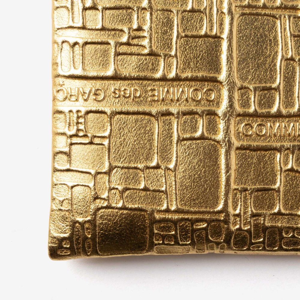 コムデギャルソン COMME DES GARCONS EMBOSSED LOGOTYPE エンボスロゴタイプ HALF ZIP WALLET ハーフジップ ウォレット SA3100EG ミニ財布 L字ファスナー コインケース ユニセックス 財布