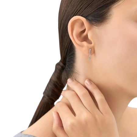 【無料ラッピング】 ヨンドシー 4℃ ピアス シルバー 12月誕生石 上品 タンザナイト レディース ブランド 正規品 新品 ギフト プレゼント 人気 おすすめ 誕生日 記念日 クリスマス  送料無料 4cd522815