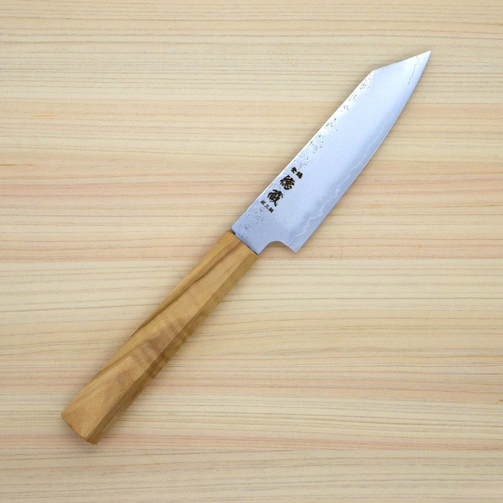 ステンレス切付ペティナイフ　125mm 銀三 梨地仕上げ オリーブ八角柄 日本製 徳蔵刃物 【TOKUZO KNIVES】 JAPAN Kitchen Knives 包丁 切れ味 家庭用 万能 錆に強い 両刃 プレゼント ギフト 贈り物 一生モノ