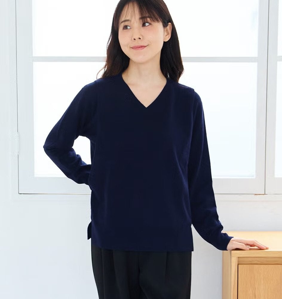 【送料無料】授乳服〈授乳/マタニティ〉Vネックニットトップス