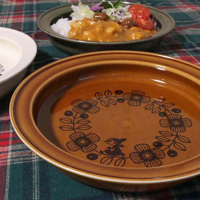 MOOMIN ムーミン すくいやすいカレー皿 21cm | 食器 カレープレート 磁器 朝ごはん 日本製 皿 キッズ ベビー 子供食器 子ども食器 こども食器 電子レンジ 食洗機 対応 出産祝い 内祝い 結婚祝い 引っ越し祝い 誕生日プレゼント リトルミイ スナフキン