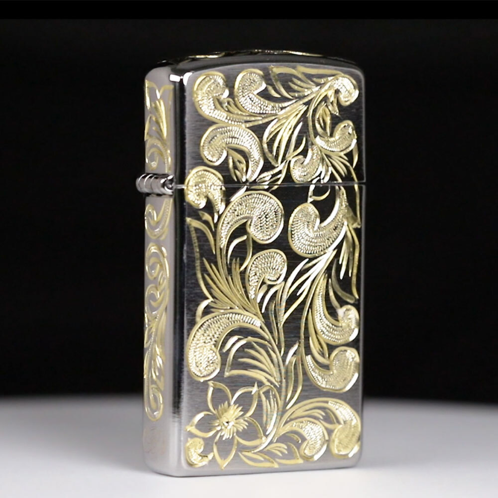 Zippo ライター ジッポライター 愛煙家 喫煙 真鍮 クロムサテーナ クロムメッキ スリムタイプ #1600 スクロール プルメリア 5面手彫り ハワイアンジュエリー おしゃれ かっこいい ジッポーライター BY THE SEA バイザシー 彼氏 夫 男性 メンズ ハロウィン 【品番：FL104C】