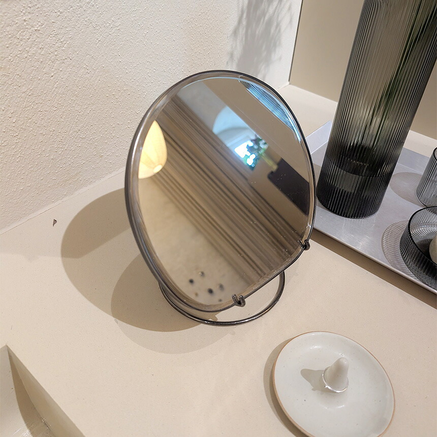 ferm LIVING ファームリビング Pond Table Mirror 卓上ミラー北欧 インテリア 雑貨 おしゃれ 家具 鏡 卓上 メイク 化粧 人気 おすすめ