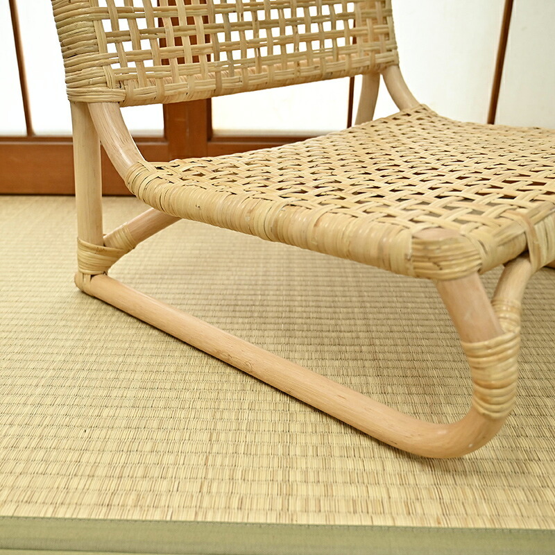 座椅子 ラタンチェア ローチェア rattan 椅子 リラックス フロアチェア ラウンジチェア パーソナルチェア イージーチェア ベージュ ナチュラル インテリア 和風 日本 畳 ひとり暮らし リビングチェア 北欧 おしゃれ 洋室 和室 ギフト 敬老の日