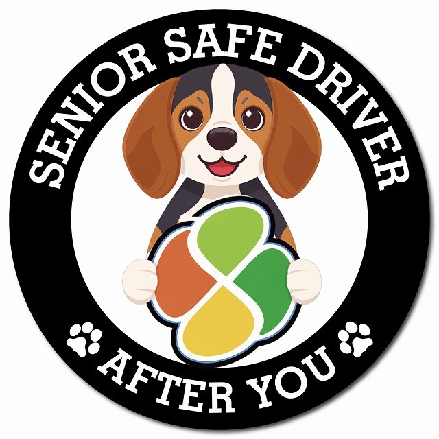 カーサイン 高齢者マーク SENIOR SAFE DRIVER ビーグル マグネット 強力 直径13cm 肉球 日本製 車 ステッカー