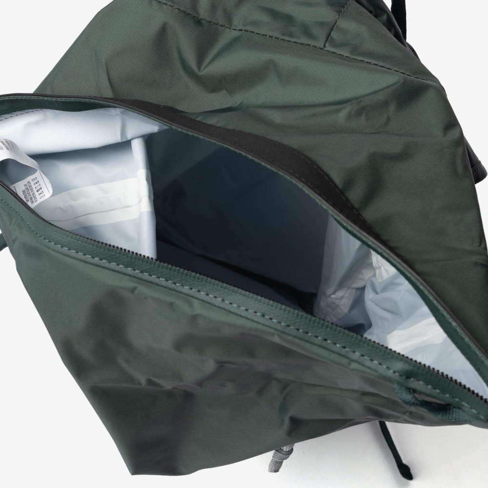 マタドール Matador 18L WATERPROOF PACKABLE BACKPACK PACKED ウォータープルーフ パッカブル バックパック MATWPB18001 リュックサック ユニセックス バッグ