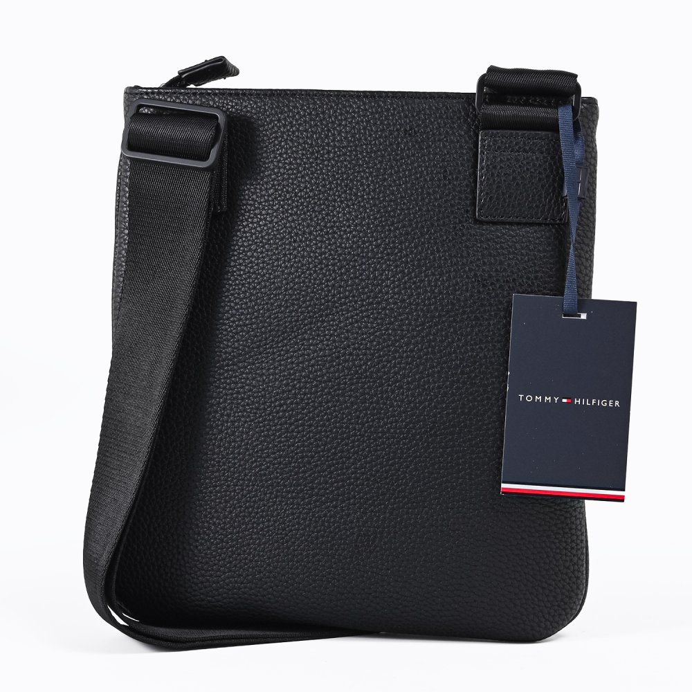 高品質ヨーロッパ輸入モデル トミーヒルフィガー TOMMY HILFIGER ショルダーバッグ メンズ ESSENTIAL PU CROSSOVER ブラック AM0AM09506 BDS BLACK 送別会 誕生日 結婚祝い 結婚式 彼氏 息子 夫 男性 名刺入れ 高級 父の日 母の日 即日発送