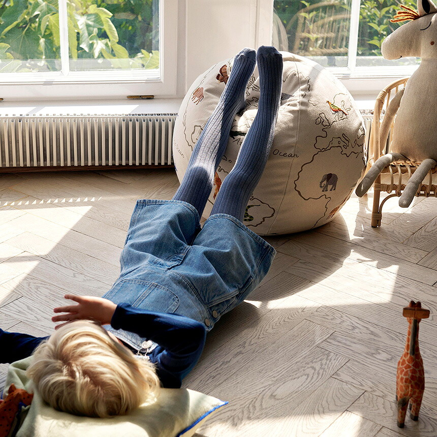 ferm LIVING ファームリビング 地球儀のクッション 直径50cm The World Pouf  ワールドプフ 北欧 クッションおしゃれ 正規品 北欧雑貨 インテリア リビング 子供 大人 かわいい