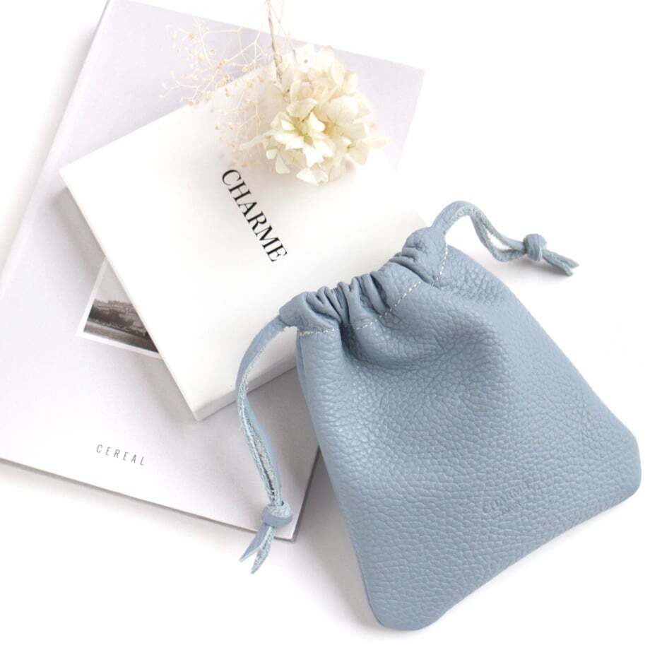 【巾着】父の日 母の日 誕生日 名入れ ギフト プレゼント クリスマス 日本製 ホワイトデー バレンタイン 結婚記念日 記念日 結婚祝い 就職祝い 入学祝い 卒業祝い 退職祝い 還暦祝い 出産祝い お返し お礼 お祝い 御祝い 新生活 成人祝い 昇進祝い 送別会 贈り物 女性 男性 彼女 妻 送料無料 友達 20代 30代 40代 50代 彼氏 人気 おしゃれ 本革 ポーチ