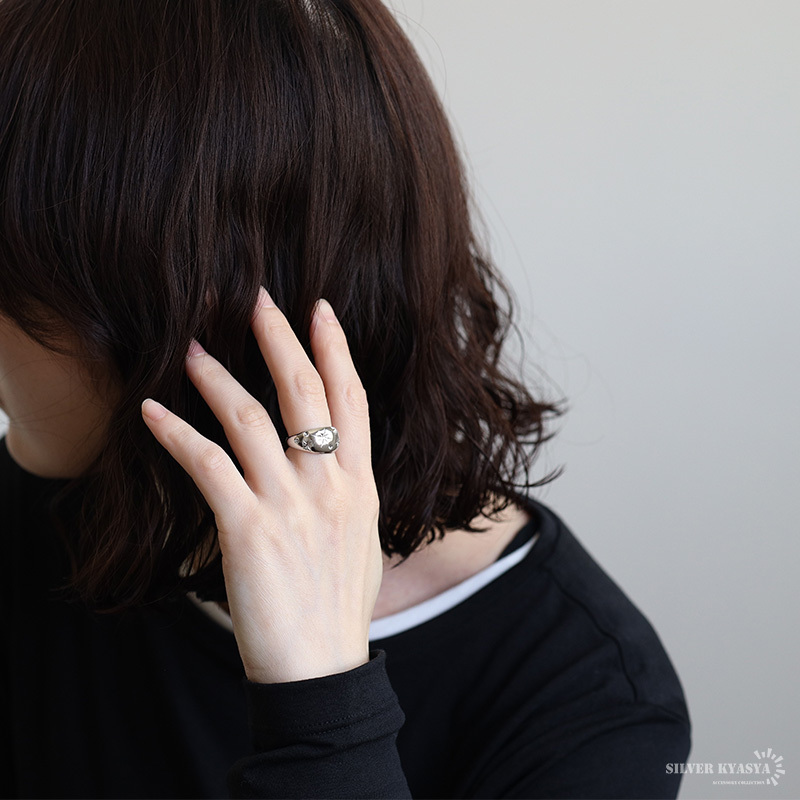 ステンレス 星空のリング 2カラー 月形甲丸 18KGP ゴールド gold シルバー スパークル オープンリング フリーサイズ レディース 女性 指輪 金属アレルギー対応
