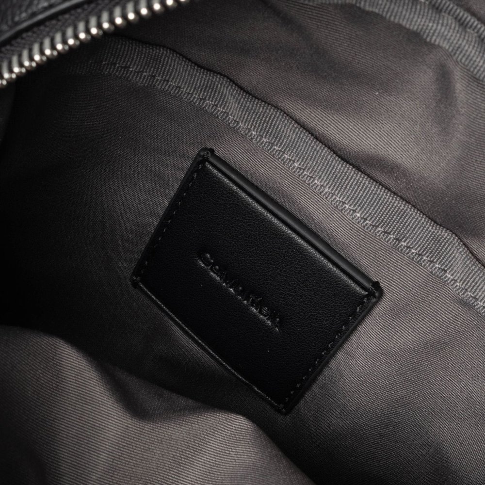 カルバンクライン Calvin Klein RAISED REPORTER レイズド リポーター LV04D3160G ショルダーバッグ メンズ バッグ