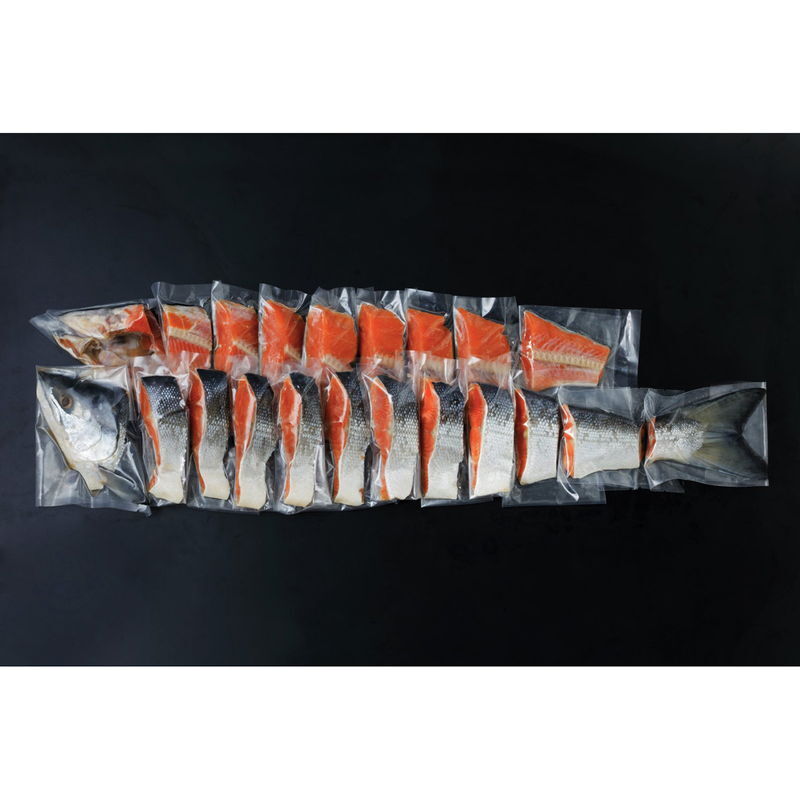 網走水産 紅鮭姿切身(1本・1.3~1.6kg) (APID-068) [お中元][お歳暮] ※送料無料(北海道・沖縄・離島への配送不可)