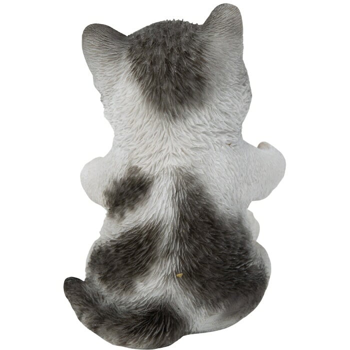 置物 猫 サバトラ白猫 万年カレンダー 高さ11cm woobia ウービア リアル かわいい おしゃれ 玄関 デスク インテリア 卓上カレンダー 日めくり ねこ ネコ 動物 癒し 棚 オフィス 日付 ねこ雑貨 プレゼント ギフト 新築祝い 猫好き