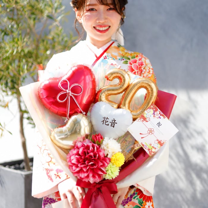 リニューアル★成人式 花束 バルーン 成人の日 20歳 バルーン ブーケ お祝い 誕生日 女性　女子 おしゃれ SNS映え 2027 バルーンアレンジ 赤系 着物に合う 大きめ 電報  成人式前撮り ハーフ成人式 誕生日 名入れ 送料無料 成人式用花束バルーン