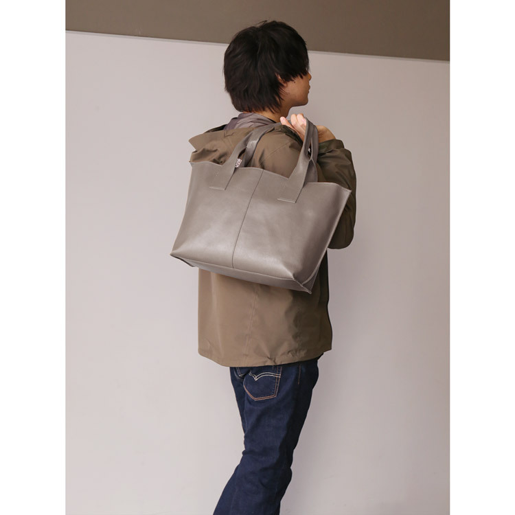 本革 トートバッグ メンズ A4 PC 日本製 大きめ 通勤 通学 大容量 仕切り トート jamale ブランド ファスナー 旅行バッグ ビジネスバッグ 出張 ビジネス ファスナー 自立 ギフト プレゼント 4FB (07000653-mens-1r)