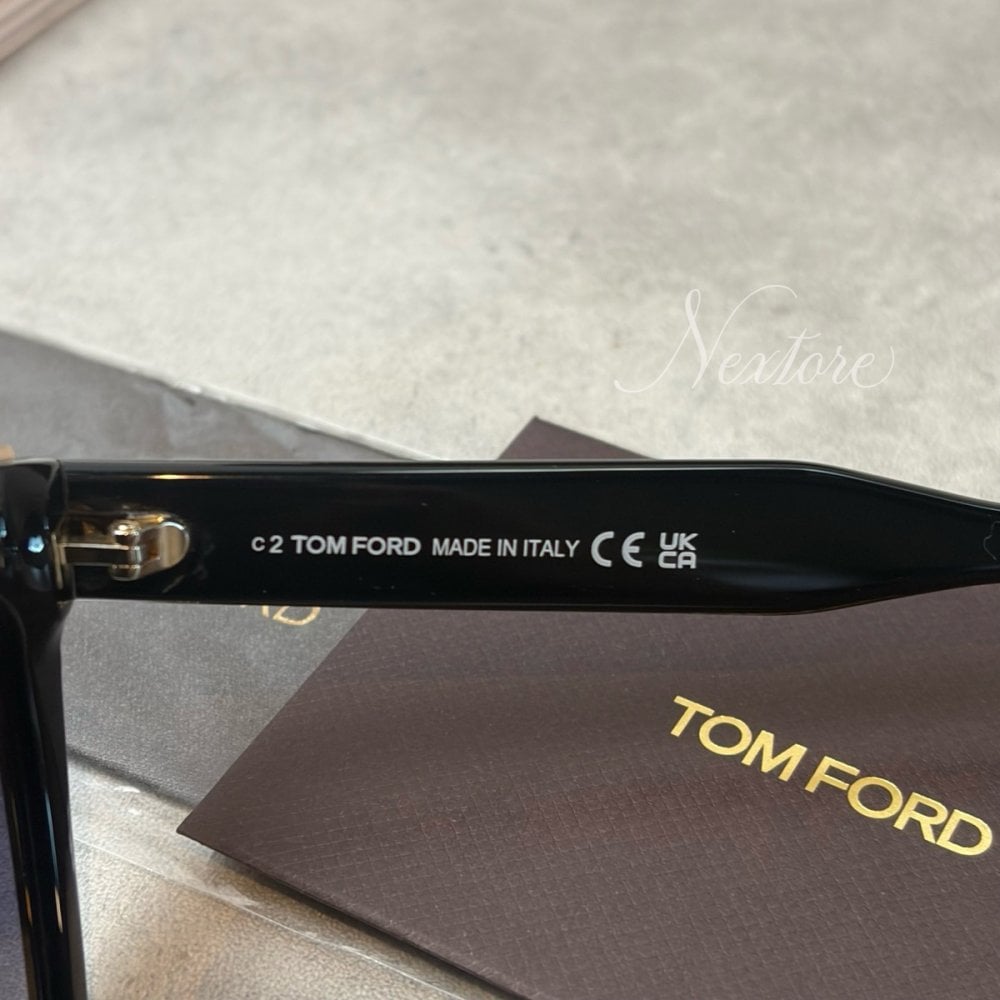 【並行輸入品】【正規品・新品 箱付き】TOMFORD トムフォード TF685 FT685 01C イタリア製 サングラス メガネ 眼鏡 メンズ レディース TOM FORD トム フォード 伊達メガネ