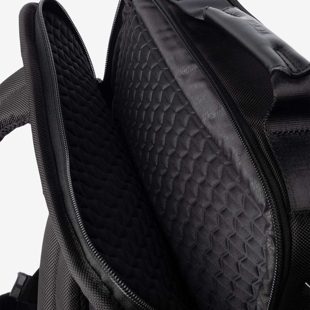 トゥミ TUMI ALPHA アルファ LARGE 17 EXP BACKPACK ラージ 17インチ エクスパンダブル バックパック 02203723D4 158982 リュックサック メンズ バッグ