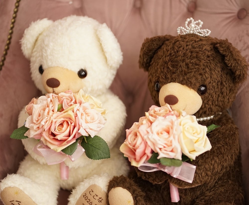 花束ココ体重ベア2体セット｜ブーケを持つウェディングペアギフト｜結婚式の両親贈呈品に