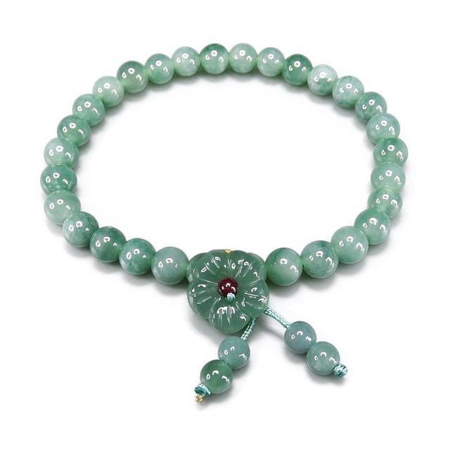 天然翡翠ブレスレット梅の花彫りチャーム付き約6mm玉濃いめ天然石本ひすい