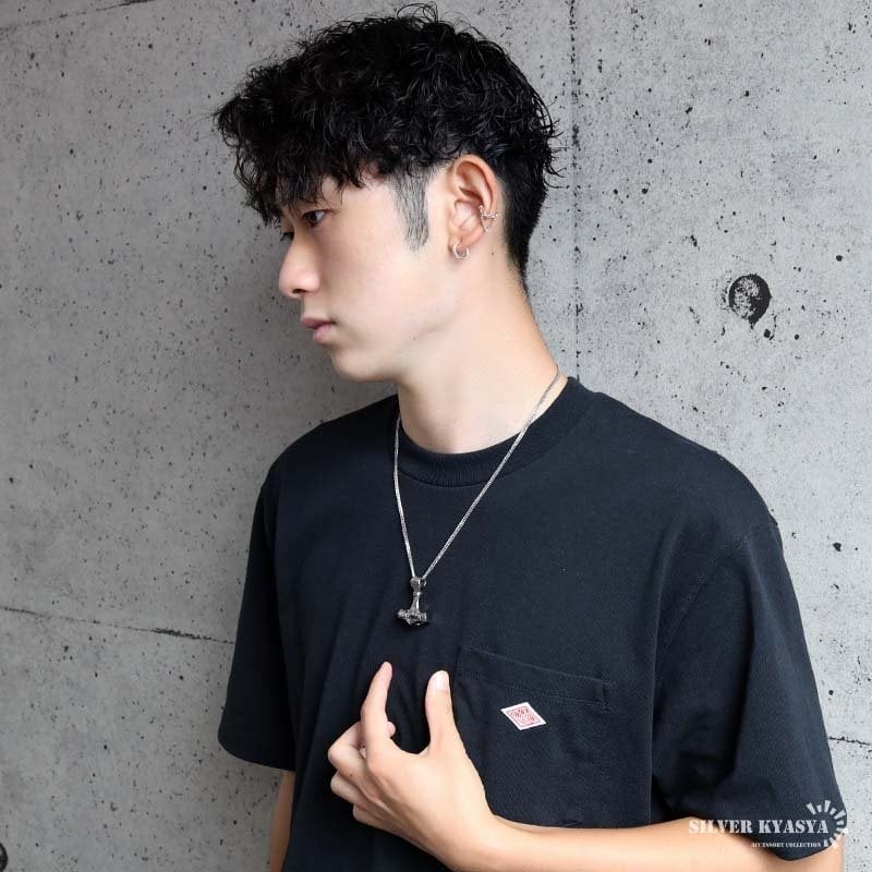 ステンレス ハンマーネックレス ごつめ ダブル喜平 メンズ ペンダント 槌 モチーフ 重厚 存在感 シルバーカラー 北欧風 装飾 彫刻風 個性的 ワイルド 男性用 アクセサリー 太めチェーン ロック ストリート 大ぶり 立体デザイン