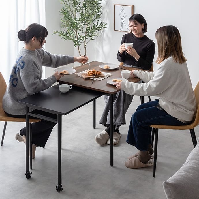 伸縮スライド式ダイニングテーブル正方形 伸縮スライド式 ダイニングテーブル 正方形 家具 キッチン リビング モダン 木製 コンパクト 空間 レンタル インテリア 家庭 ワンルーム 収納 機能 幅75～125cm奥行75cm高さ72cm 新生活
