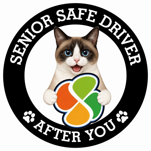 カーサイン 高齢者マーク SENIOR SAFE DRIVER スノーシュー ステッカー シール 直径13cm 肉球 日本製 車