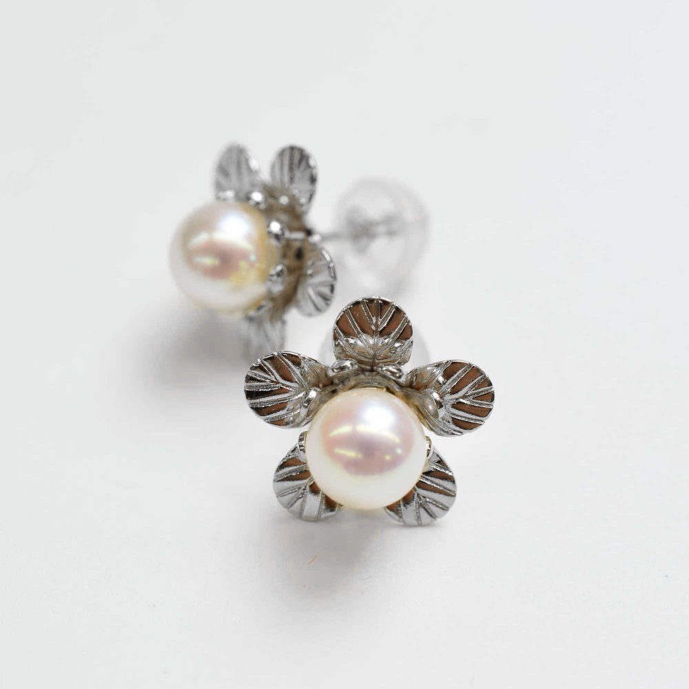 ［pearl424］ 5.5mm - 6mm スタッド ピアス 花台座 あこや真珠 天草 熊本 日本産