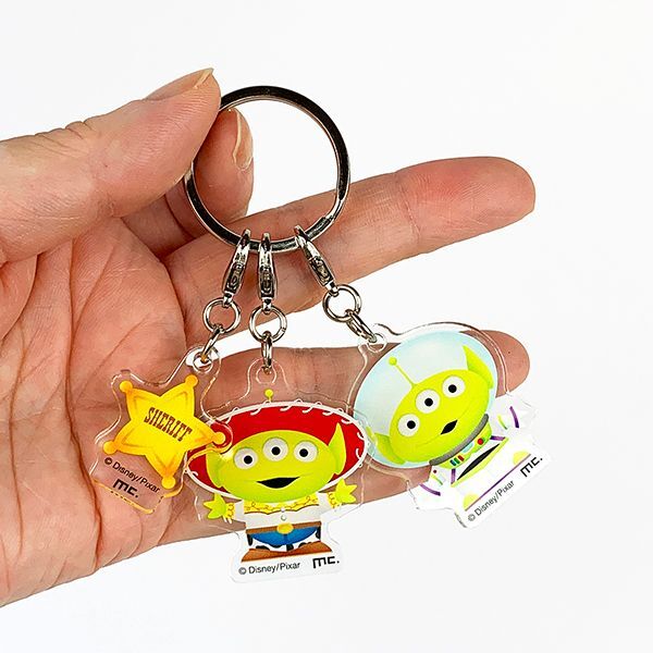 ディズニー エイリアン 3連キーホルダー 保安官バッジ エイリアン ストラップ Disney トイストーリー グリーン  (MCOR)