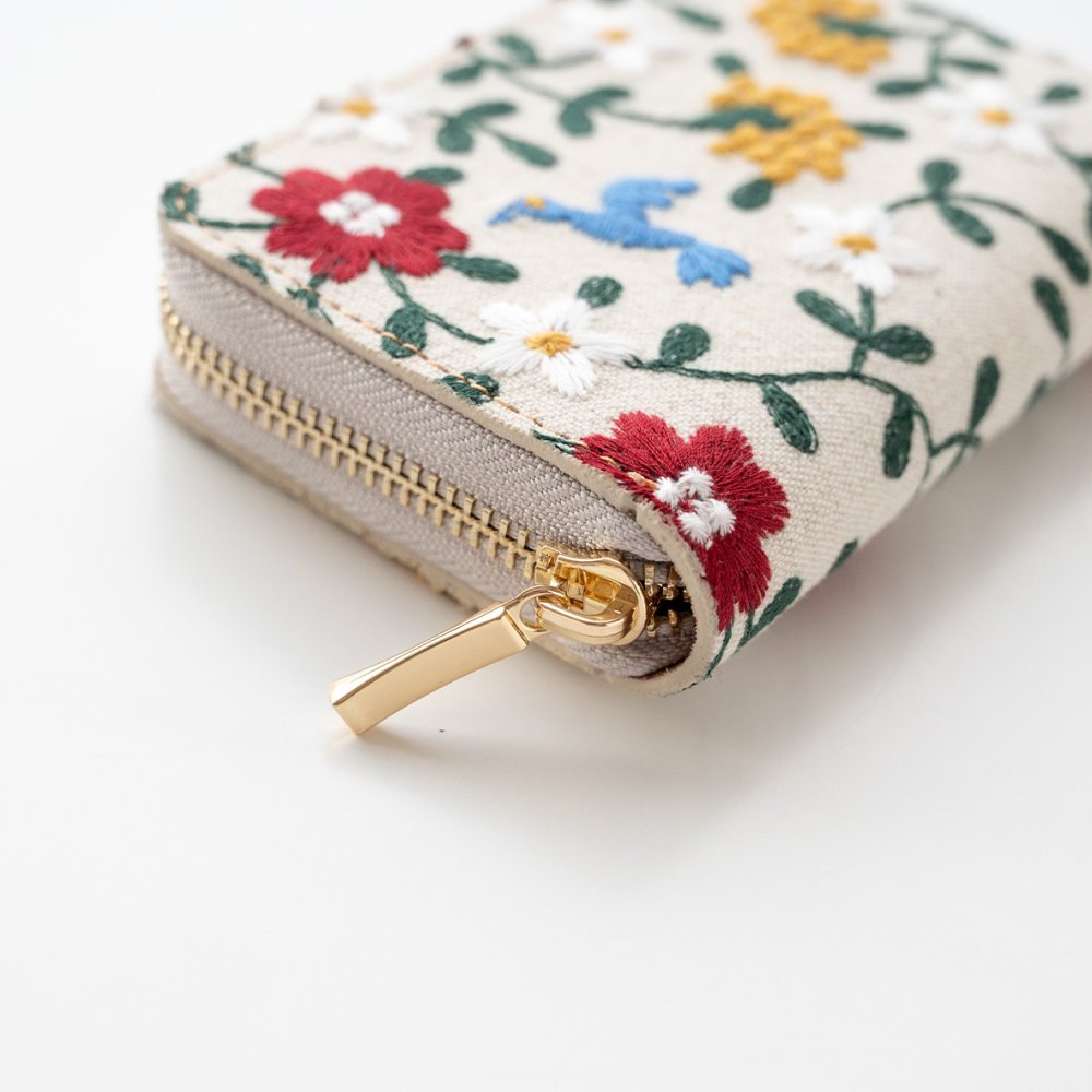 お札が折れない コンパクトウォレット 【 花と鳥 】 全面 刺繍 北欧風