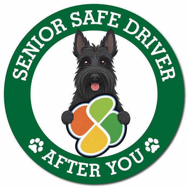 カーサイン 高齢者マーク SENIOR SAFE DRIVER スコティッシュテリア マグネット 強力 直径13cm 肉球 日本製 車 ステッカー