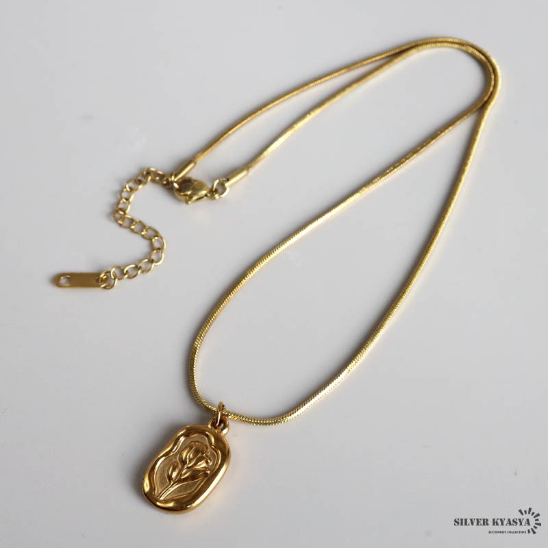 ステンレス シーリングワックス ネックレス 2カラー ペンダント チューリップ レディース アクセサリー 封蝋 オーバル 花モチーフ 立体 レリーフ 縁取り クラシカル アンティーク風 上品 大人可愛い フェミニン きれいめ カジュアル