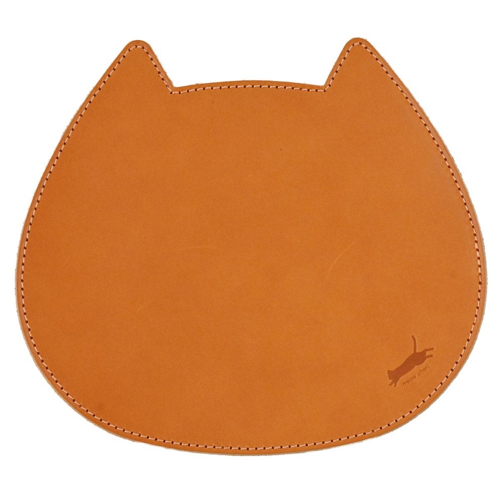 【名入れ無料】マウスパッド 名入れ 栃木レザー 革 おしゃれ 猫 ねこ ネコ 猫グッズ かわいい 刻印 無料 メッセージ 本革 牛革 猫型 デスク オフィス 猫好き プレゼント ギフト 誕生日 祝い 退職 還暦 母の日 父の日 記念日 卒業 就職 送別 日本製 ハンドメイド リモートワーク 在宅ワーク にゃんこ