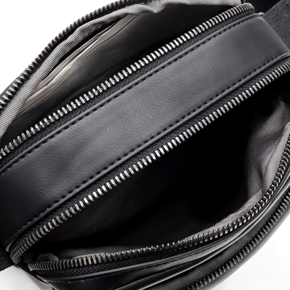 カルバンクライン ショルダーバッグ メンズ Calvin Klein BOLD CK POCKET REPORTER 斜めがけ クロスボディ ミニショルダー CKロゴ 型押し 前ポケット ブラック 黒 ポリウレタン LV04D3368G-UB1