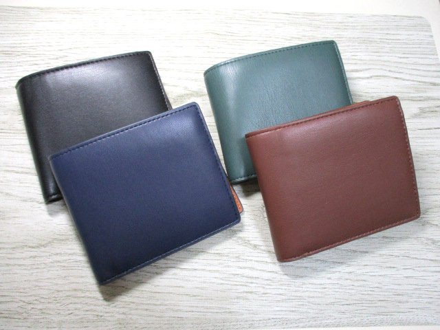 SALE 財布 メンズ 二つ折り 本革 とっても柔らかい質感の牛革 スタイリッシュでおしゃれ 上品なバイカラーデザイン WANDER Special セール 格安