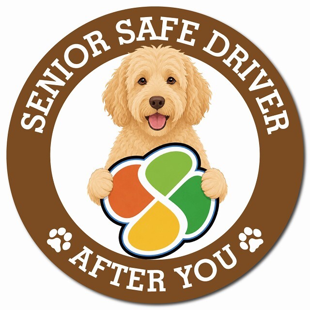 カーサイン 高齢者マーク SENIOR SAFE DRIVER ラブラドゥードル マグネット 強力 直径13cm 肉球 日本製 車 ステッカー