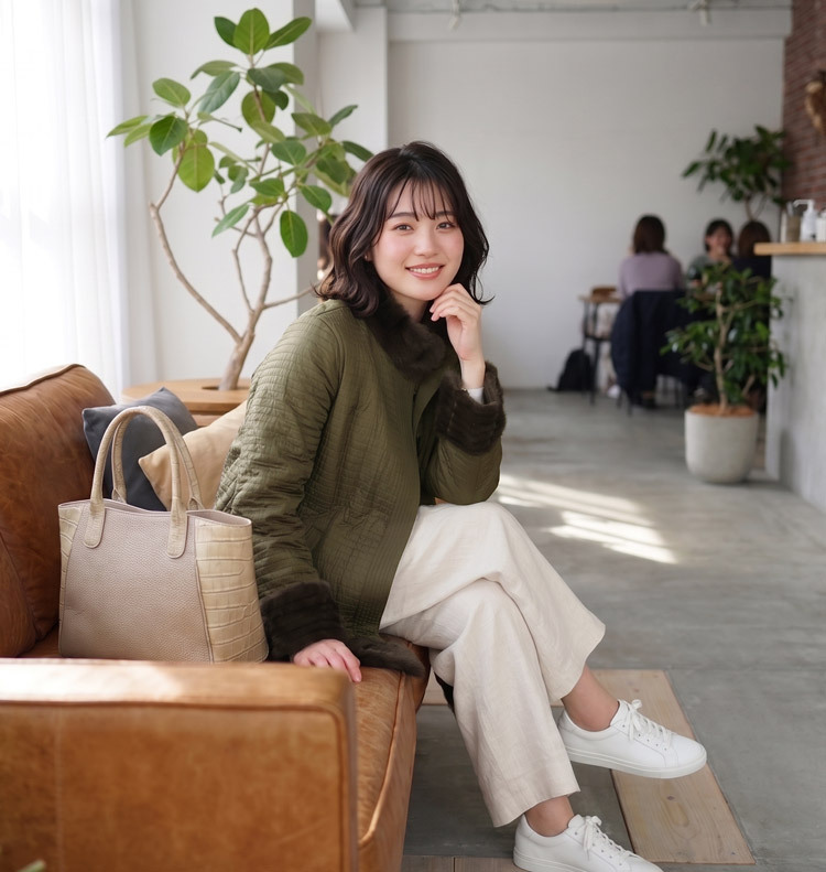 レディース スタンドカラー コート 内側 ファー レッキス 襟付き 軽量 ハーフコート 軽い 暖かい ラビットファー アウター 秋 冬 L カーキ 母 女性 リバーシブル ギフト プレゼント 7F (01000778r)