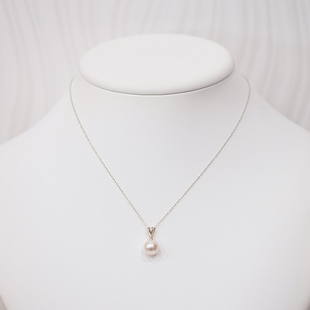 ［pearl590］8mm - 8.5mm ホワイトピンク ペンダント ダイヤモンド付 あこや真珠 0.05ct