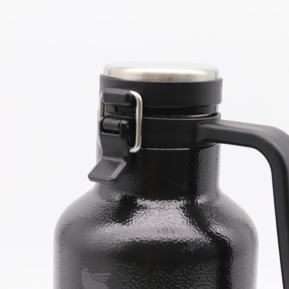 スタンレー クラシック 真空グロウラー 1.9L ブラック STANLEY Easy-Pour Growler Stanley 保温 保冷 水筒