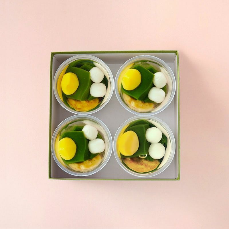 【期間限定】渋皮入り和栗あんの宇治抹茶ゼリー 4個入【誕生日・御祝い】／抹茶スイーツ 和スイーツ 和風 和菓子 洋菓子 ひんやり 濃厚 デザート ご挨拶 感謝  手土産 記念日 御礼 内祝い お返し お見舞い 敬老の日 お供え【できたて発送】