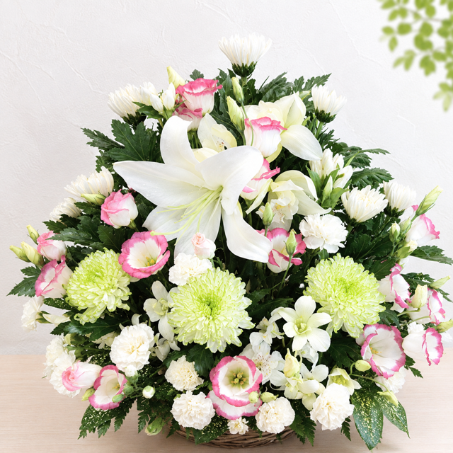 お供え花 お悔やみ 生花アレンジメント Lサイズ 高さ約45cm フラワーアレンジメント 供花 仏花 命日 お盆 お彼岸 法事 四十九日 一周忌 三回忌 枕花【送料別途・地域により異なります】【北海道・沖縄・九州・四国・中国・離島は配送不可】