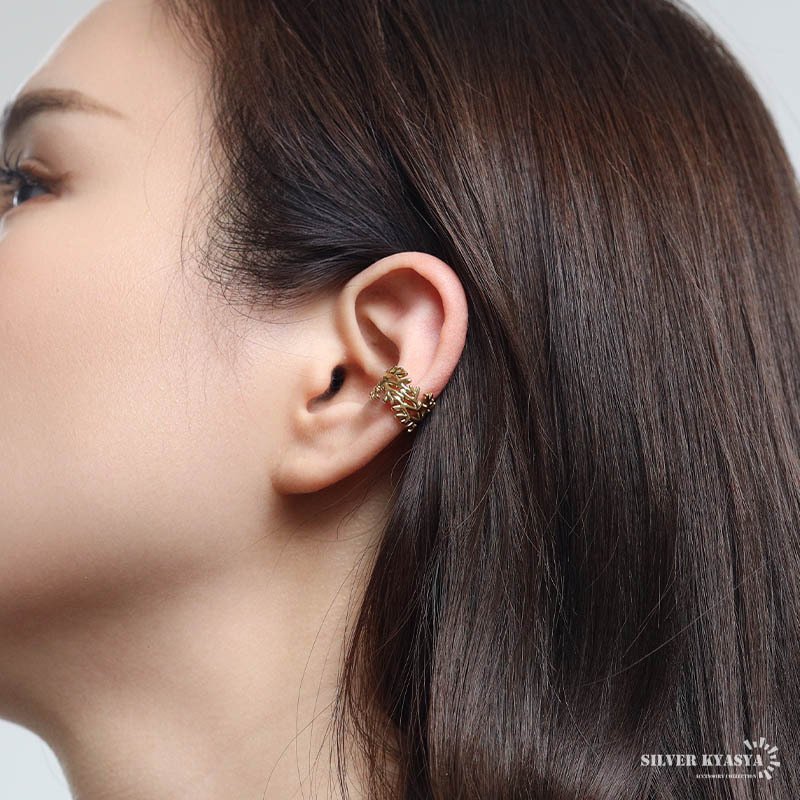ステンレス リーフイヤーカフ 葉っぱイヤーカフ シンプル 透かし メタル ゴールド 18KGP 片耳1点 可愛い プチプラ 耳の穴不要 痛くない レディース 女性 金属アレルギー対応フェイクピアス ノンホール イヤリング
