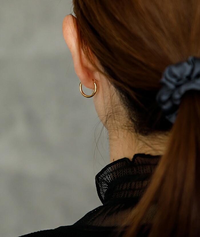 【ジュエリーの町 山梨県甲府製】 K18 フープピアス 18金 片耳 2x15mm 日本製 1個売り プレゼント ギフト メンズ レディース 金属アレルギー対応 品質保証書