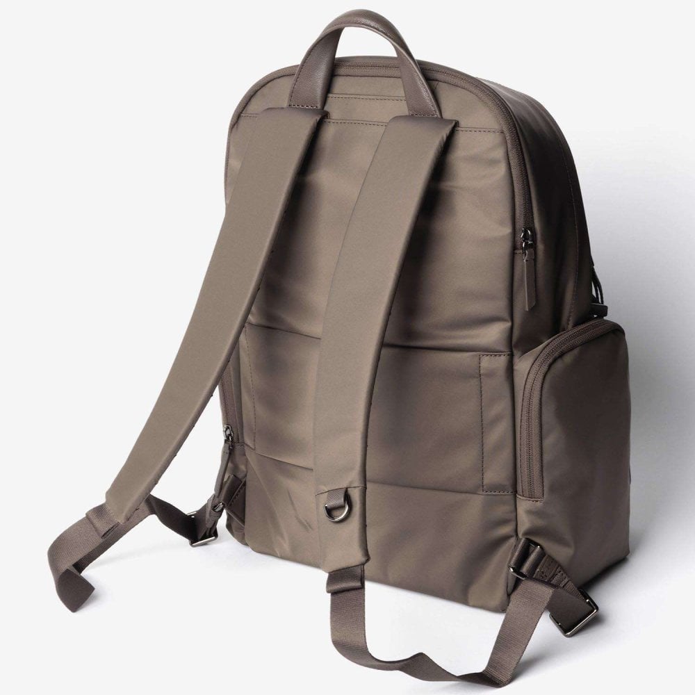 トゥミ TUMI VOYAGEUR ヴォヤジュール CELINA BACKPACK セリーナ バックパック 0196600 146566 リュックサック レディース バッグ