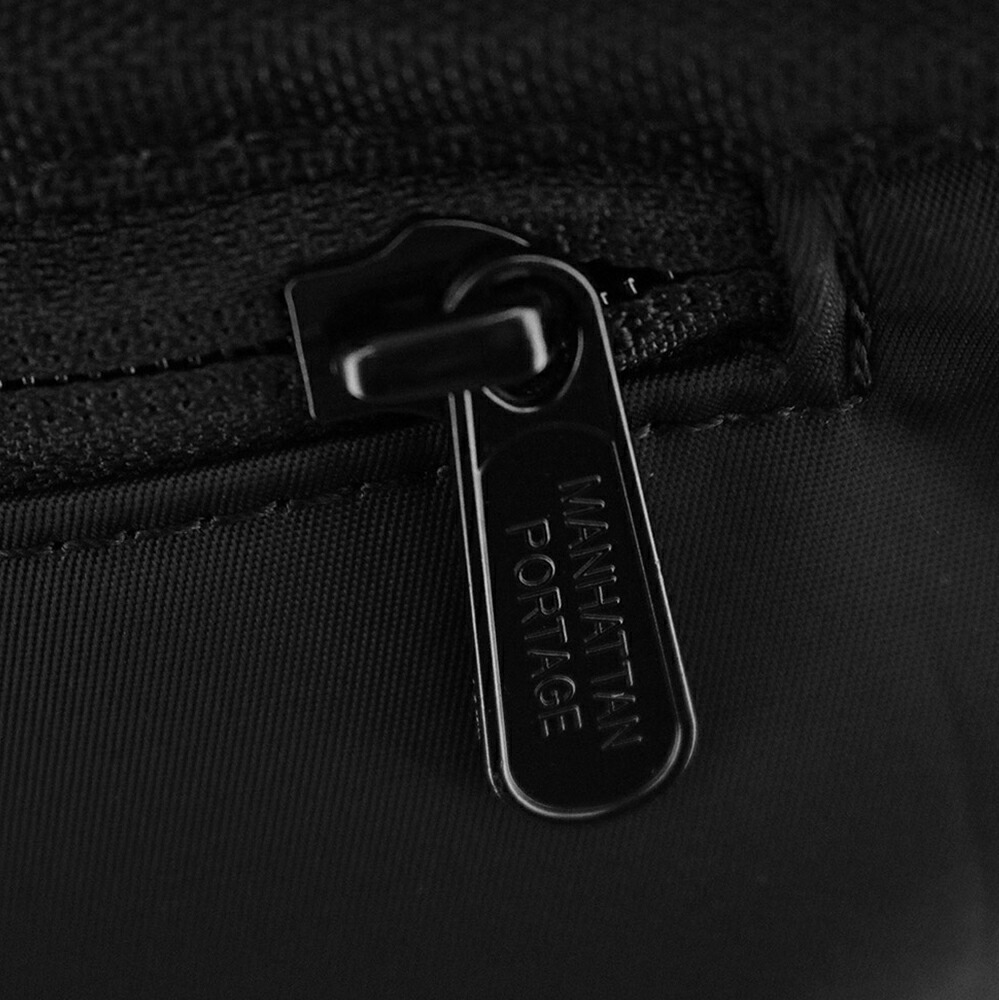マンハッタンポーテージ メッセンジャーバッグ B5 マグネット Manhattan Portage カジュアルメッセンジャースリム MP1605JRSNTWLBPDMGNT メンズ レディース 送料無料 誕生日プレゼント ギフト ラッピング無料 【正規代理店】